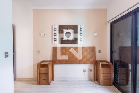 Casa de condomínio à venda com 180m², 3 quartos e 3 vagasSuite