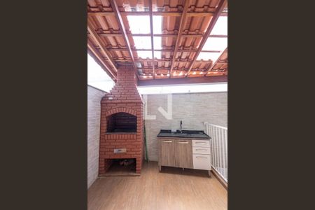 Casa de condomínio à venda com 180m², 3 quartos e 3 vagasÁrea de Serviço/ churrasqueira