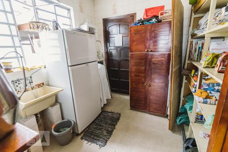 Casa para alugar com 269m², 7 quartos e 2 vagas Casa para alugar com 269m², 7 quartos e 2 vagasLavanderia