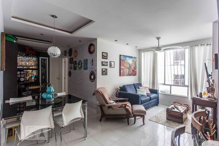 sala de apartamento à venda com 2 quartos, 76m² em Icaraí, Niterói