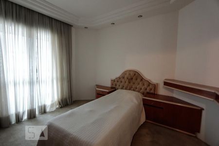 Apartamento para alugar com 350m², 4 quartos e 5 vagassuite