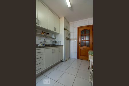 Apartamento à venda com 110m², 3 quartos e 2 vagas Apartamento à venda com 110m², 3 quartos e 2 vagascozinha