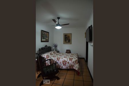 Suite master  de casa à venda com 3 quartos, 280m² em Vila Arcádia, São Paulo