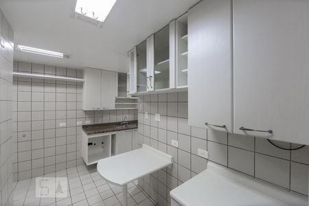 Apartamento à venda com 140m², 5 quartos e 2 vagasCozinha