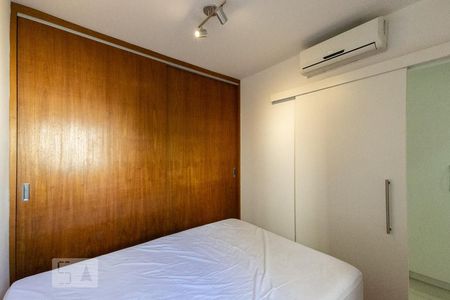 Quarto de apartamento à venda com 1 quarto, 35m² em Moema, São Paulo