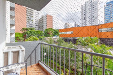 Varanda de apartamento para alugar com 2 quartos, 63m² em Moema, São Paulo
