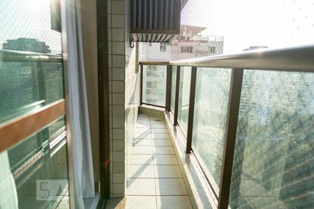 Apartamento para alugar com 140m², 4 quartos e 2 vagas Apartamento para alugar com 140m², 4 quartos e 2 vagasVaranda da Suíte 01