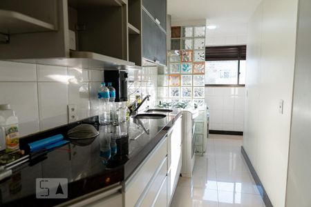 Cozinha de apartamento para alugar com 4 quartos, 140m² em Barra da Tijuca, Rio de Janeiro