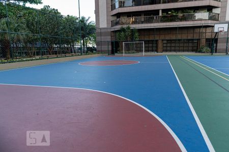Apartamento para alugar com 140m², 4 quartos e 2 vagas Apartamento para alugar com 140m², 4 quartos e 2 vagasÁrea Comum - Quadra