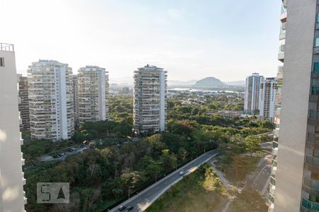 Apartamento para alugar com 140m², 4 quartos e 2 vagas Apartamento para alugar com 140m², 4 quartos e 2 vagasVista da Varanda da Suíte 01