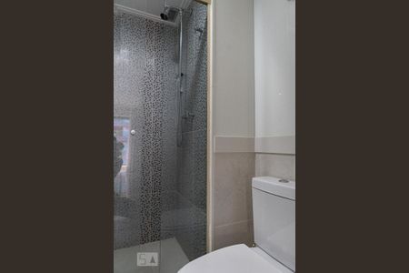 Banheiro da Suíte 01 de apartamento para alugar com 4 quartos, 140m² em Barra da Tijuca, Rio de Janeiro
