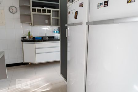 Apartamento para alugar com 140m², 4 quartos e 2 vagas Apartamento para alugar com 140m², 4 quartos e 2 vagasCozinha