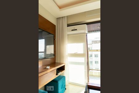 Apartamento para alugar com 140m², 4 quartos e 2 vagas Apartamento para alugar com 140m², 4 quartos e 2 vagasSala