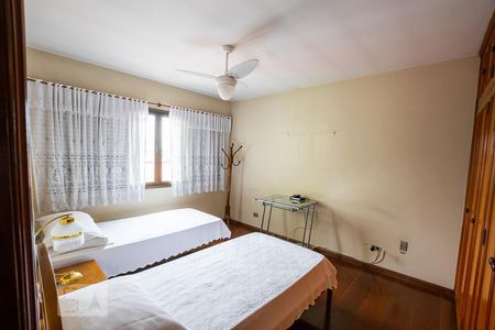 Quarto de casa à venda com 4 quartos, 380m² em Cidade Vargas, São Paulo