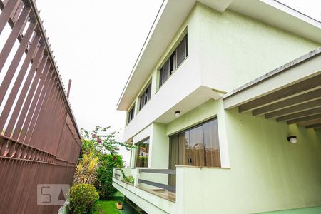 Casa à venda com 380m², 4 quartos e 4 vagasFachada