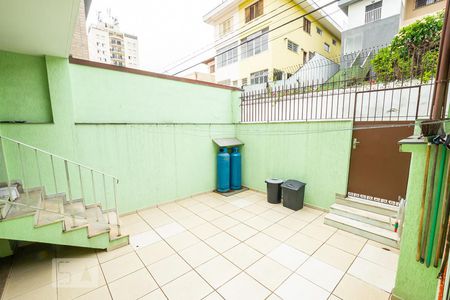 Casa à venda com 380m², 4 quartos e 4 vagasQuintal