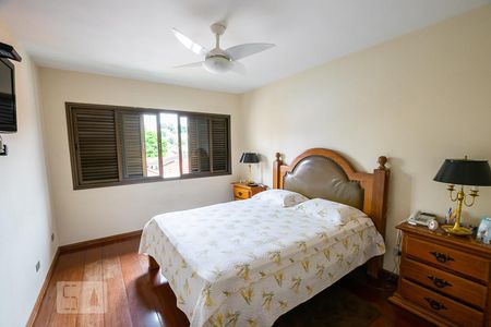 Casa à venda com 380m², 4 quartos e 4 vagasQuarto