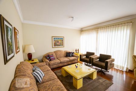 Sala de casa à venda com 4 quartos, 380m² em Cidade Vargas, São Paulo
