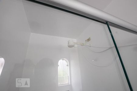 Casa à venda com 380m², 4 quartos e 4 vagasBanheiro