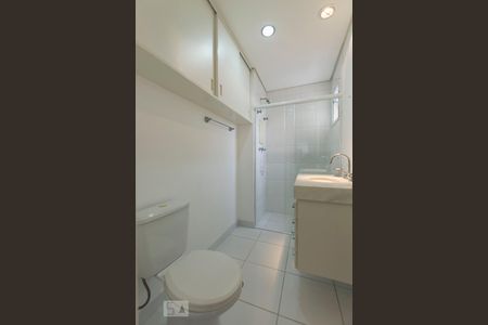 Banheiro social de apartamento para alugar com 3 quartos, 120m² em Jardim da Saúde, São Paulo