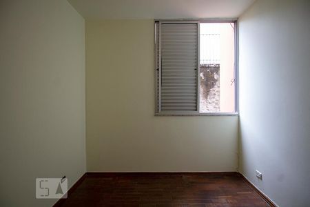 Quarto de apartamento para alugar com 3 quartos, 100m² em Alto Barroca, Belo Horizonte