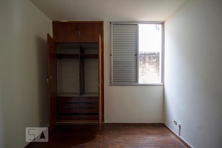 Quarto de apartamento para alugar com 3 quartos, 100m² em Alto Barroca, Belo Horizonte