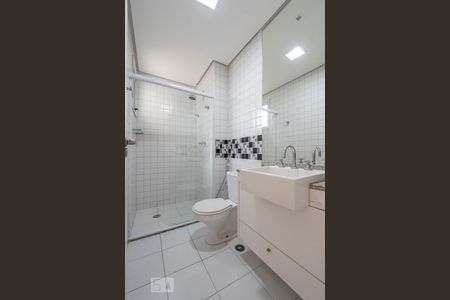 Apartamento à venda com 150m², 4 quartos e 2 vagas Apartamento à venda com 150m², 4 quartos e 2 vagasBanheiro social