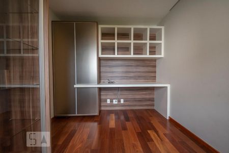 Apartamento à venda com 150m², 4 quartos e 2 vagas Apartamento à venda com 150m², 4 quartos e 2 vagasQuarto 4