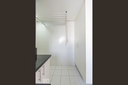 Apartamento à venda com 150m², 4 quartos e 2 vagas Apartamento à venda com 150m², 4 quartos e 2 vagasÁrea de serviço