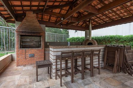 Apartamento à venda com 150m², 4 quartos e 2 vagas Apartamento à venda com 150m², 4 quartos e 2 vagasChurrasqueira