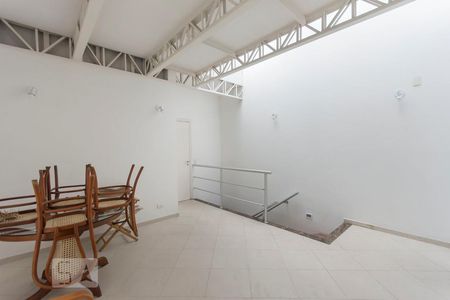 Casa à venda com 258m², 4 quartos e 3 vagas Casa à venda com 258m², 4 quartos e 3 vagasCobertura