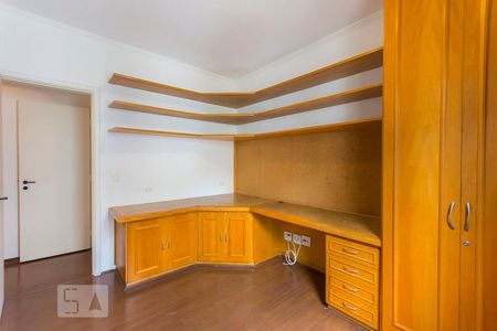 Quarto de apartamento para alugar com 3 quartos, 105m² em Vila Nova Conceição, São Paulo