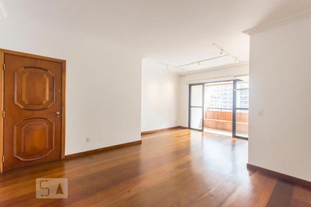 Apartamento para alugar com 105m², 3 quartos e 2 vagasFachada