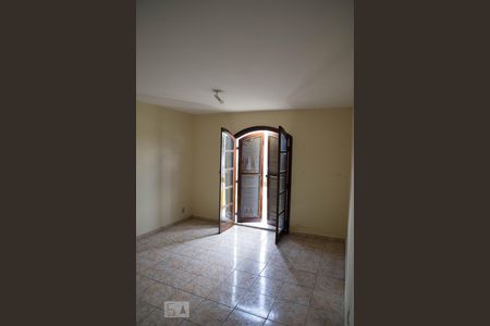 Quarto 2 de casa à venda com 4 quartos, 252m² em Vila Picinin, São Paulo