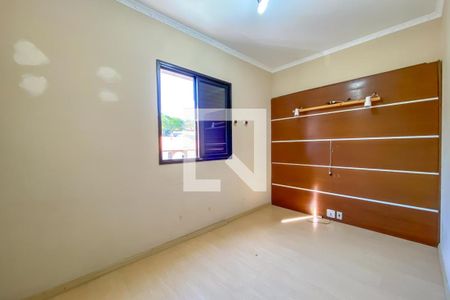 Apartamento para alugar com 67m², 2 quartos e 1 vagaQuarto 1