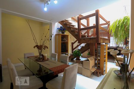 Sala de Jantar de casa à venda com 4 quartos, 190m² em Sumaré, São Paulo