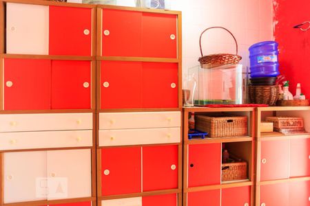 Casa à venda com 190m², 4 quartos e 2 vagasCorredor Armários