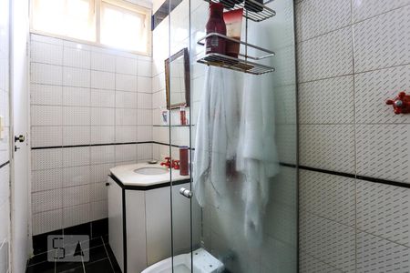 Casa à venda com 190m², 4 quartos e 2 vagasBanheiro da Suite 1