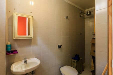 Casa à venda com 190m², 4 quartos e 2 vagasBanheiro de Serviço