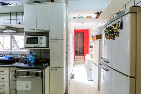 Casa à venda com 190m², 4 quartos e 2 vagasCozinha