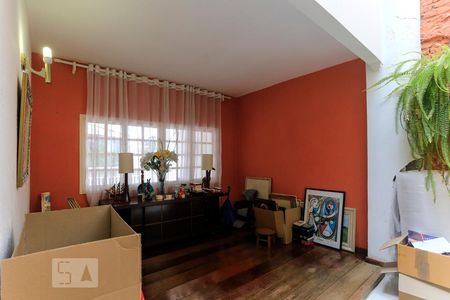 Sala de Estar de casa à venda com 4 quartos, 190m² em Sumaré, São Paulo