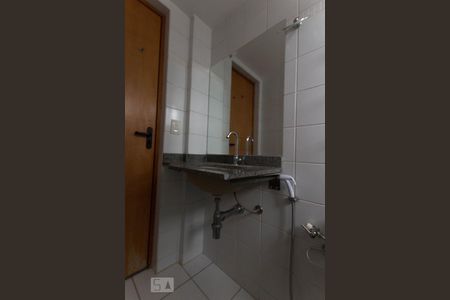 Apartamento para alugar com 64m², 2 quartos e 1 vaga Apartamento para alugar com 64m², 2 quartos e 1 vagaBanheiro