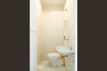 Apartamento à venda com 102m², 3 quartos e 2 vagasBanheiro de Serviço