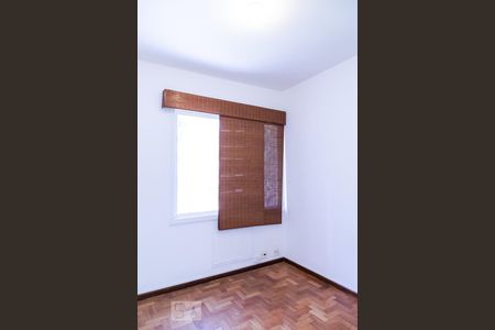 Apartamento à venda com 102m², 3 quartos e 2 vagasQuarto 2