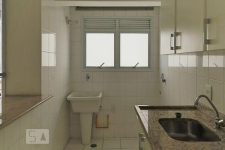 Cozinha de apartamento para alugar com 1 quarto, 50m² em Consolação, São Paulo