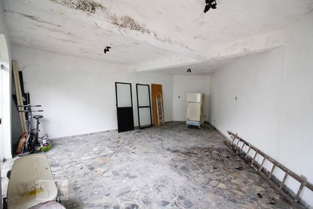 Casa para alugar com 400m², 4 quartos e 2 vagas Casa para alugar com 400m², 4 quartos e 2 vagasSalão