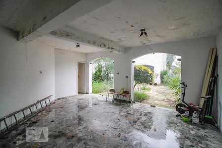 Casa para alugar com 400m², 4 quartos e 2 vagas Casa para alugar com 400m², 4 quartos e 2 vagasSalão