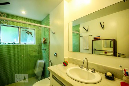 Banheiro de apartamento à venda com 4 quartos, 110m² em Copacabana, Rio de Janeiro