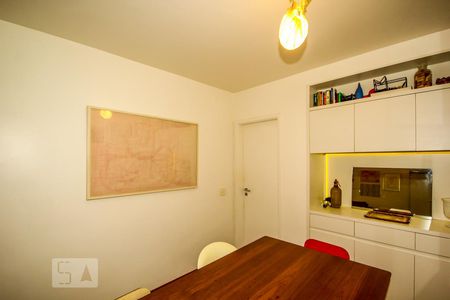 Sala de apartamento à venda com 4 quartos, 110m² em Copacabana, Rio de Janeiro
