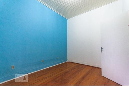 Casa à venda com 122m², 8 quartos e 2 vagas Casa à venda com 122m², 8 quartos e 2 vagasQuarto 3